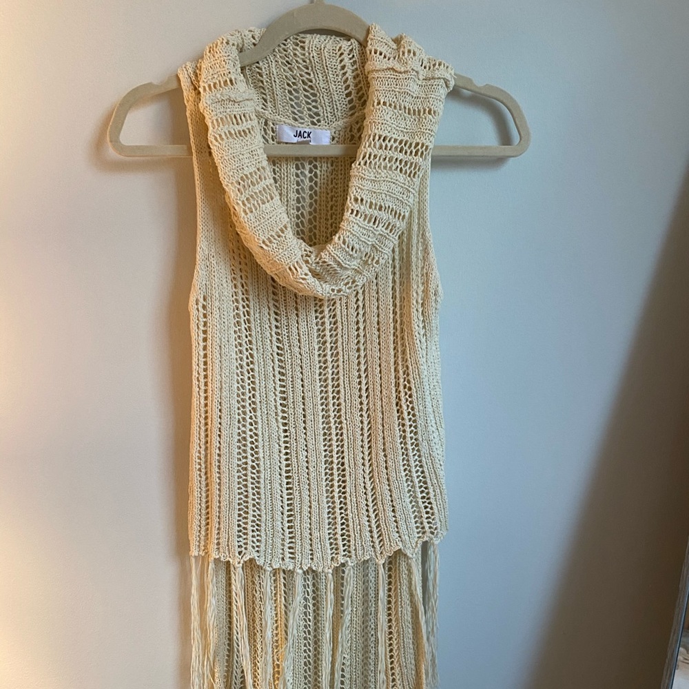 JACK by BB Dakota crocheted fringe top!
